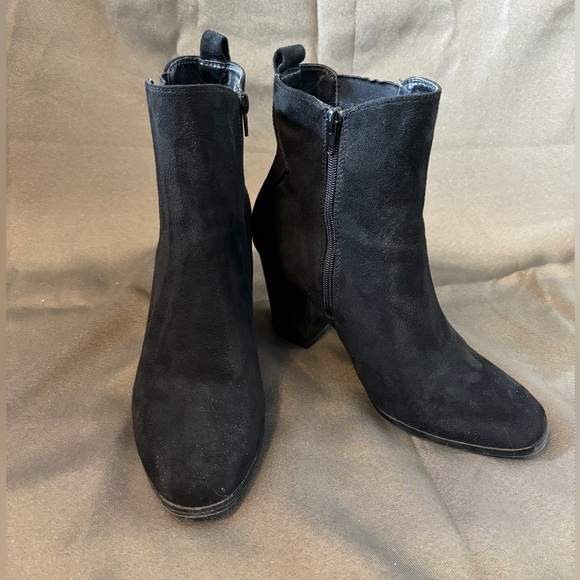 Jessica Cline aurora ankle boot, size 8 - Picture 9 of 9